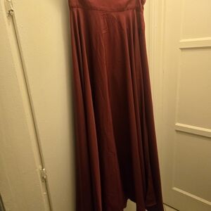 Elegant Burgundy Maxi Skirt